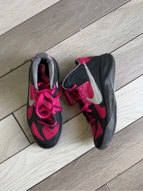Nike Zoom Hyperfuse youth sneakers